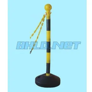 Sản phẩm cot nhua giao thong phan quang1 1 300x300 — Công Ty TNHH Thương Mại Nguyên Gia Phúc — MST 0311634182