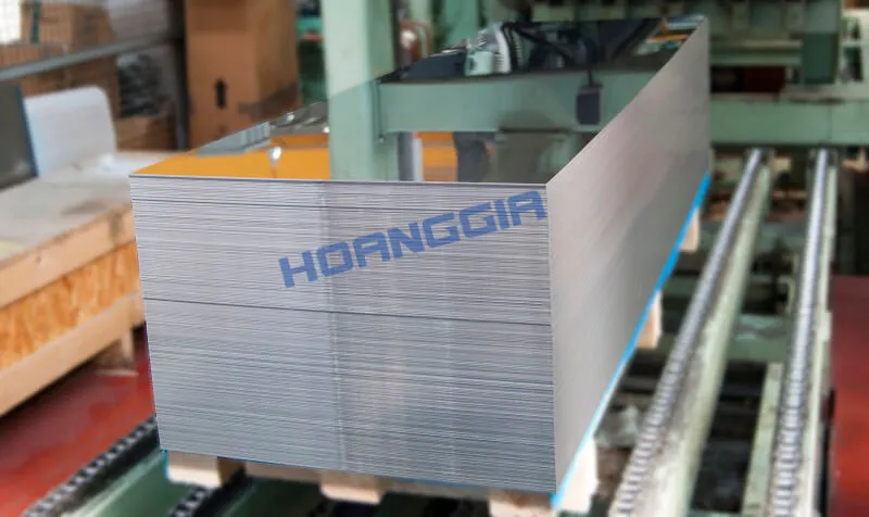 Sản phẩm inox cong nghiep gia dung ong van phu kien — Công Ty TNHH Sản Xuất Thương Mại Dịch Vụ Kỹ Thuật Hoàng Gia — MST 0311764061