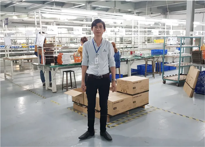 Sản phẩm truong phong san xuat kim sang — Công Ty TNHH Sản Xuất Thương Mại Thiết Bị Điện Năng Lượng Elecsun — MST 0311850916