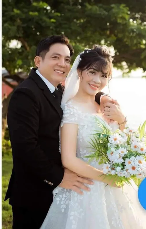 Sản phẩm vest chu re 11 — Đồng Phục Công Sở Mến Sài Gòn - Công Ty TNHH Đồng Phục Công Sở Mến Sài Gòn — MST 0311857693