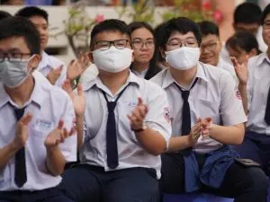 Sản phẩm vai may dong phuc hoc sinh 300x225 — Công Ty TNHH Dệt May Việt Thắng Lợi — MST 0311881953