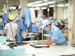 Sản phẩm det may viet nam xuat khau 300x225 — Công Ty TNHH Dệt May Việt Thắng Lợi — MST 0311881953