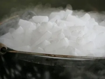 Sản phẩm da 3297 — Đá Khô ICETECH - Công Ty CP Đầu Tư Và Phát Triển Công Nghệ Đá Khô — MST 0311883319