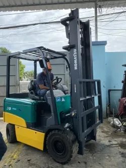Sản phẩm dich vu sua chua xe dau dien xang 10 — Công Ty TNHH Thương Mại Dịch Vụ Kỹ Thuật Công Nghiệp Toàn Phát — MST 0311936225
