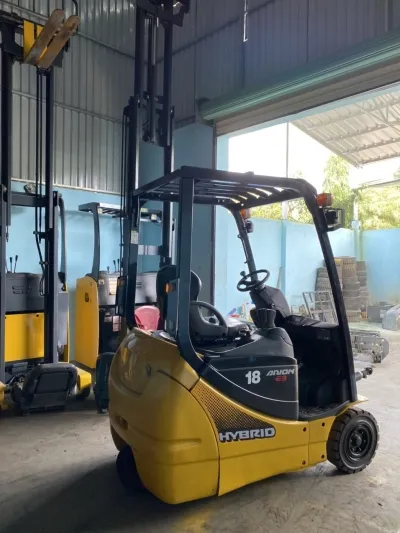 Sản phẩm xe nang dien komatsu 18t VOUY7 — Công Ty TNHH Thương Mại Dịch Vụ Kỹ Thuật Công Nghiệp Toàn Phát — MST 0311936225