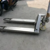 Sản phẩm xe nang tay inox NYLBA.JPG — Công Ty TNHH Thương Mại Dịch Vụ Kỹ Thuật Công Nghiệp Toàn Phát — MST 0311936225