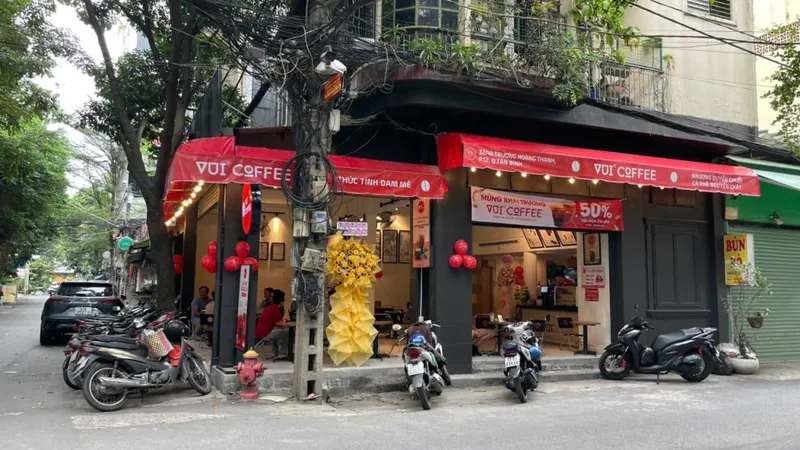 Sản phẩm khu vuc ben ngoai cua Vui Coffee 32 Truong Hoang Thanh — Công Ty Cổ Phần Cà Phê Vui — MST 0311977084