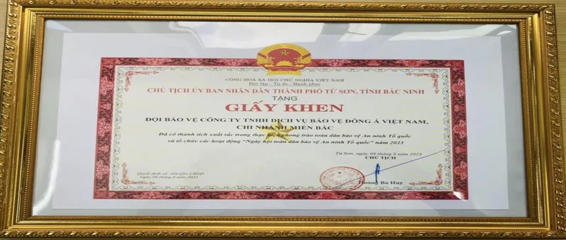 Sản phẩm GIAY_KHEN_2 — Công Ty TNHH Dịch Vụ Bảo Vệ Đông á Việt Nam — MST 0311996626