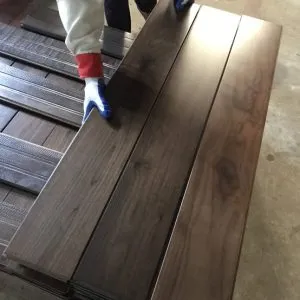 Sản phẩm thanh van go oc cho lat san tai kho hang 300x300 — Gỗ Thông Nhập Khẩu TigerWood - Công Ty TNHH TigerWood — MST 0312025063