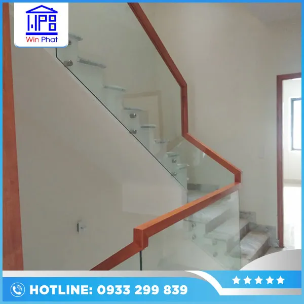Sản phẩm cau thang lan kinh (5) — Eutech Window - Công Ty TNHH Sản Xuất Thương Mại Dịch Vụ Win Phát — MST 0312043055
