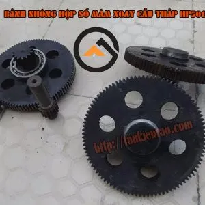 Sản phẩm bánh nhông hộp số mâm xoay 300x300 — Công Ty TNHH TM DV Thiết Bị Xây Dựng Tân Kiến Tạo — MST 0312068860