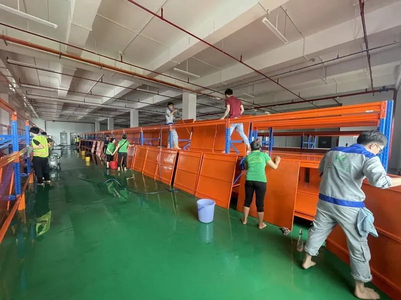 Sản phẩm dich vu ve sinh nha xuong 8 — Công Ty TNHH Việt Clean — MST 0312090305