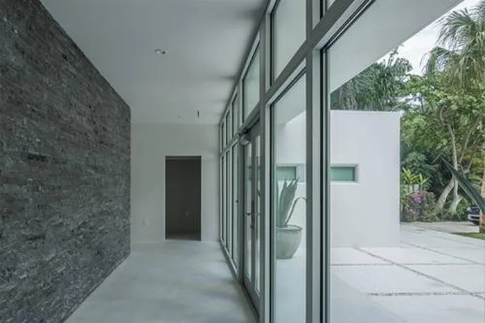 Sản phẩm 4_24793 — Công Ty CP Xây Dựng TM Kỹ Nghệ Đá Hoa Cương Vietstone — MST 0312093352