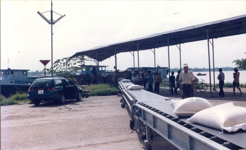 Sản phẩm 2818729737185 — Công Ty TNHH Một Thành Viên Sản Xuất Thương Mại Dịch Vụ NT Nguyễn Trần — MST 0312182531