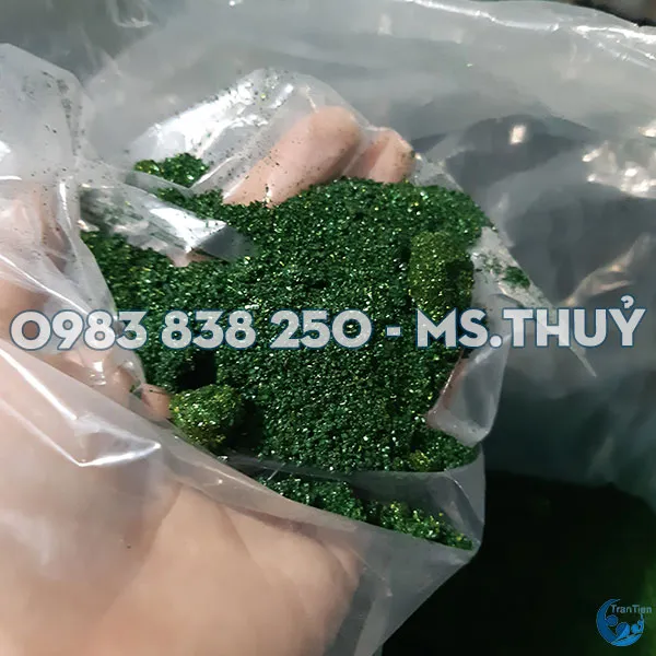 Sản phẩm san pham bot mau xanh la malachite green — Công Ty TNHH Xuất Nhập Khẩu Trần Tiến — MST 0312284043