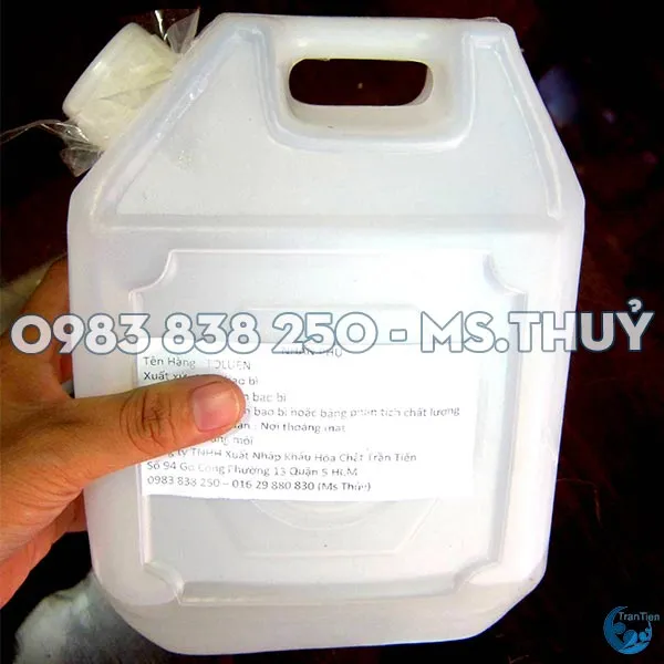 Sản phẩm san pham hoa chat danh bong — Công Ty TNHH Xuất Nhập Khẩu Trần Tiến — MST 0312284043
