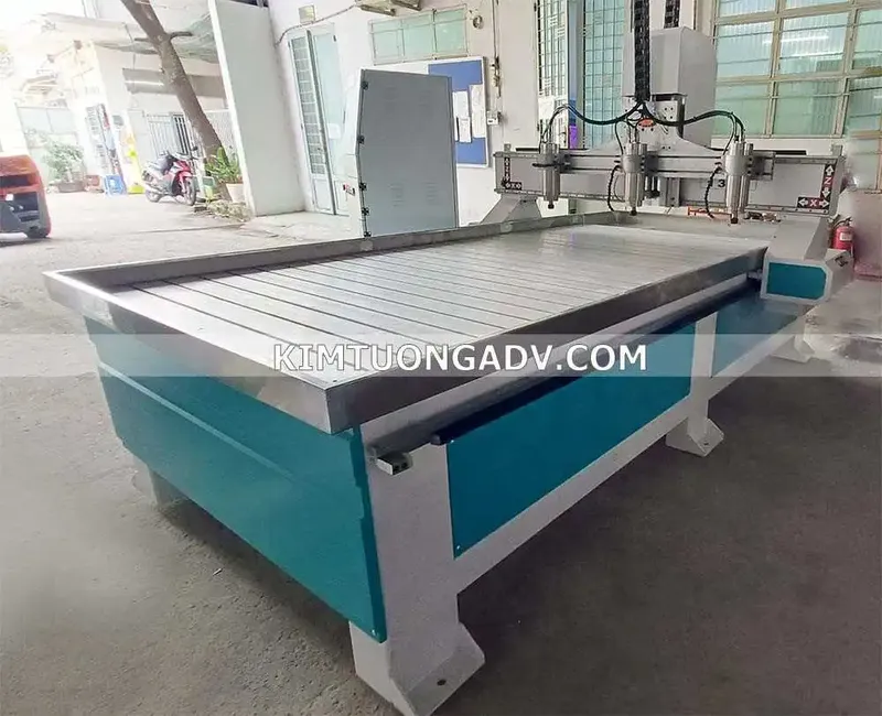 Sản phẩm may cnc 1325 3 dau cat kim loai — Quảng Cáo Kim Tưởng - Công Ty TNHH Sản Xuất Quảng Cáo và Thương Mại Kim Tưởng — MST 0312321217