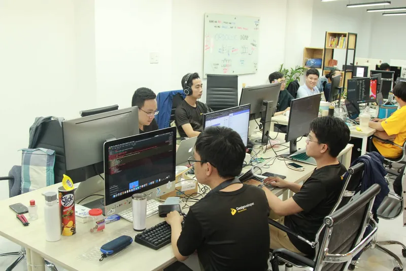 Sản phẩm company trip designveloper 10 — Công Ty Cổ Phần Đầu Tư và Phát Triển Công Nghệ DSV — MST 0312331021