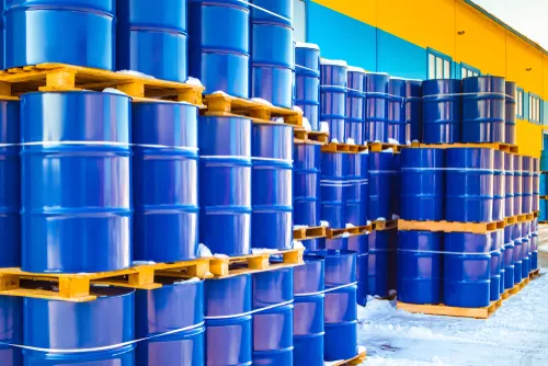 Sản phẩm 7 loi ich khi su dung thung phuy van chuyen bang thep trong logistic — Công Ty Cổ Phần Sản Xuất Nắp Nút Việt Nam (VINACAP) — MST 0312360142