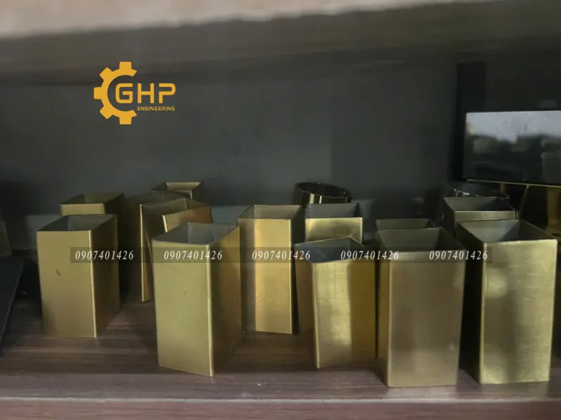 Sản phẩm inox vuong — Công Ty TNHH SX - TM - DV Cơ Khí Hưng Việt — MST 0312386648