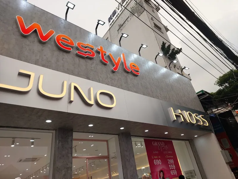 Sản phẩm 3 Bang hieu JUNO HNOSS WESSTYLE BD 1024x768 1 — Quảng Cáo Thiên Nhật Tân - Công Ty TNHH Thương Mại Dịch Vụ Công Nghệ Thiên Nhật
Tân — MST 0312405273