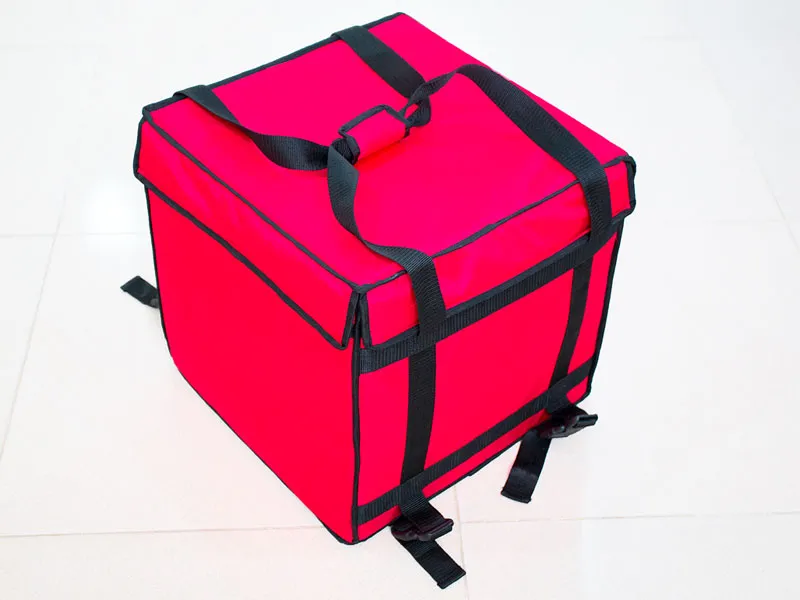 Sản phẩm tui giu nhiet giao hang danh cho shipper — Đá Khô CoolMagic - Công Ty CP SX TM Tuyết Phương Nam — MST 0312416483