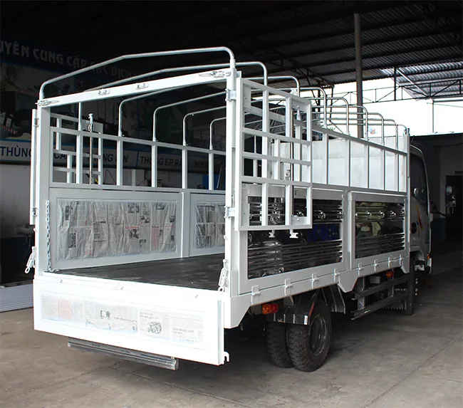 Sản phẩm dong thung xe tai gia re 04 — Công Ty TNHH Sản Xuất Thương Mại Xuất Nhập Khẩu Đông Tây — MST 0312464374