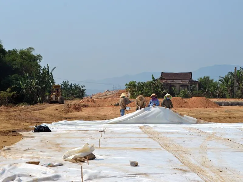 Sản phẩm co the ban chua biet ung dung cua vai dia ky thuat trong cac cong trinh hien nay 5304 — Công Ty TNHH Xuất Nhập Khẩu Vadisa — MST 0312500897