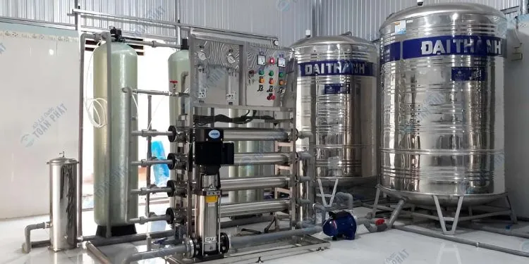 Sản phẩm Day chuyen loc nuoc tinh khiet RO 500L h 750x375 — Công Ty TNHH Môi Trường Thương Mại Xuất Nhập Khẩu Toàn Phát — MST 0312509931