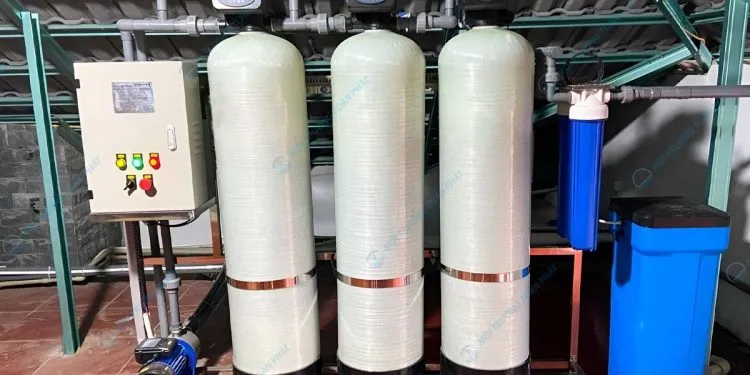 Sản phẩm He thong loc nuoc dau nguon 3 cot Composite 750x375 — Công Ty TNHH Môi Trường Thương Mại Xuất Nhập Khẩu Toàn Phát — MST 0312509931