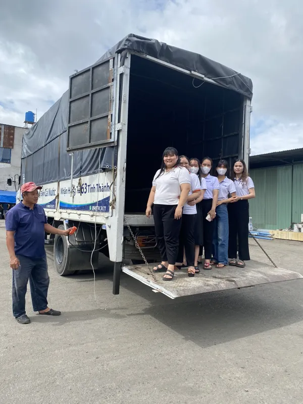 Sản phẩm Xe Tai co bung nang — Vận Tải Trọng Tấn - Công Ty TNHH Dịch Vụ Vận Tải Trọng Tấn — MST 0312527659