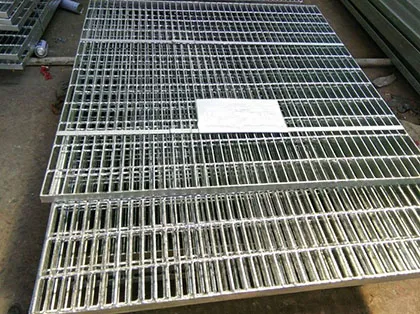 Sản phẩm Tam san thep grating 1 — Công Ty TNHH I S Sài Gòn — MST 0312545111