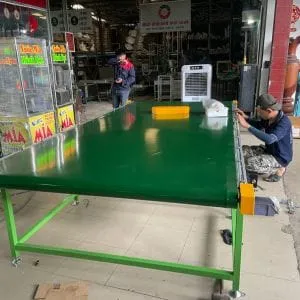 Sản phẩm bang tai pvc xanh TC 1 — Băng Tải Việt Thống Hưng Thịnh - Công Ty TNHH Sản Xuất Thương Mại Dịch Vụ Việt
Thống Hưng Thịnh — MST 0312615305