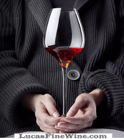 Sản phẩm pinot noir lucana005a1972467911_400x450 — Công Ty TNHH Lucas Việt Nam — MST 0312642563