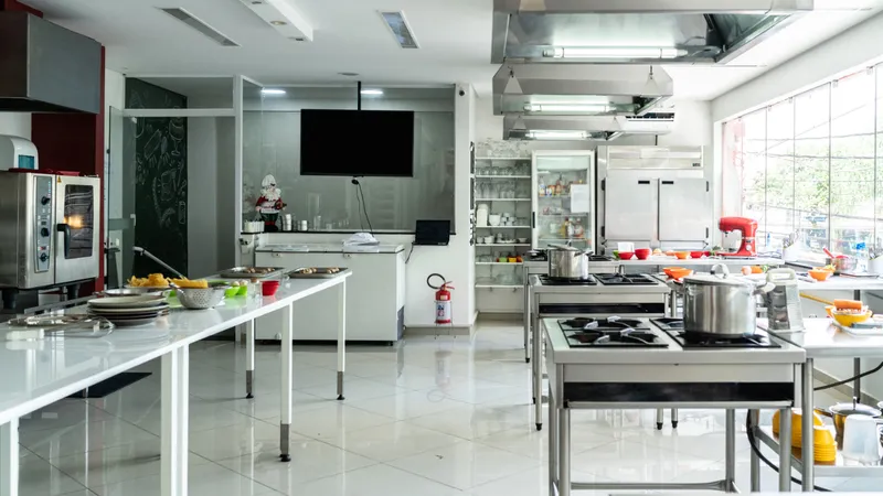 Sản phẩm untitled design 1730866030 — Inox Kim Phát - Công Ty TNHH Sản Xuất Thương Mại Kỹ Thuật Kim Phát — MST 0312662351