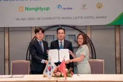 Sản phẩm chu tich lien doan nong nghiep Lee Sung Hee 1_1683786523 — Bánh Kẹo Nhập Khẩu VIETPOWERLIFE - Công Ty TNHH XNK VIETPOWERLIFE — MST 0312711665