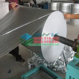 Sản phẩm mut cach nhiet pe opp 3mm 300x300 — Công Ty Cổ Phần Sơn Hải Việt — MST 0312842989