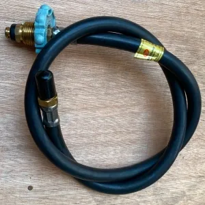 Sản phẩm Ống dẫn gas cáo áp cho đường lỏng1 Hàn Quốc 300x300 — Công Ty TNHH TM Kỹ Thuật PT — MST 0312879851