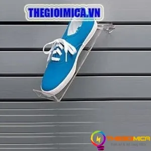 Sản phẩm ke mica trung bay giay dep 300x300 — Mica Thành Công - Công Ty TNHH MTV Quảng Cáo Mica Thành Công — MST 0312970370