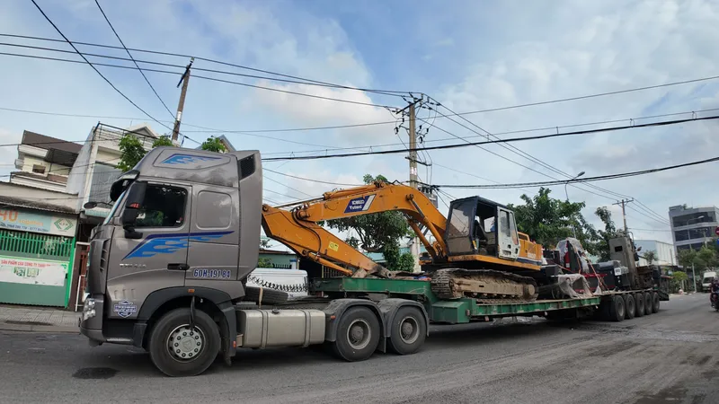 Sản phẩm Van chuyen hang co gioi scaled — Công Ty TNHH Vận Tải Công Nghiệp Đại Tấn — MST 0313008310