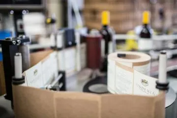 Sản phẩm thumb_17802886298226_vindemia winery fl8gbcnfwju unsplash — Công Ty TNHH Sản Xuất Bao Bì An Phát — MST 0313015188