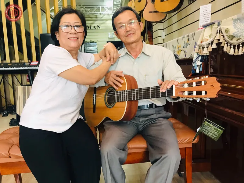 Sản phẩm 71286345_2600774866671753_6383385162176004096_o_1604453333 — Công Ty TNHH Âm Thanh Nhạc Cụ Minh Phụng — MST 0313062004