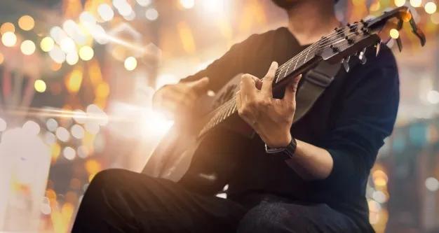 Sản phẩm dan_guitar_cuenca_1589269504 — Công Ty TNHH Âm Thanh Nhạc Cụ Minh Phụng — MST 0313062004