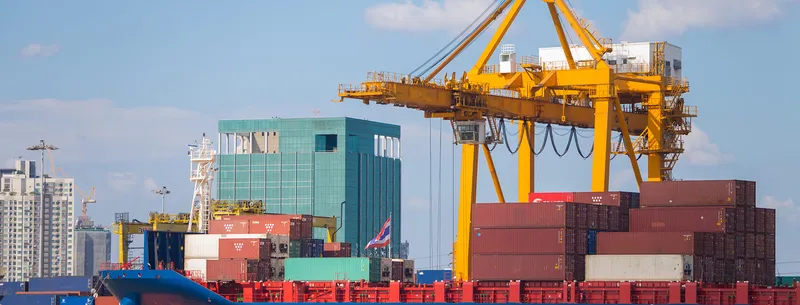 Sản phẩm Van tai quoc te 4 — Công Ty CP Logistics NPL — MST 0313103204