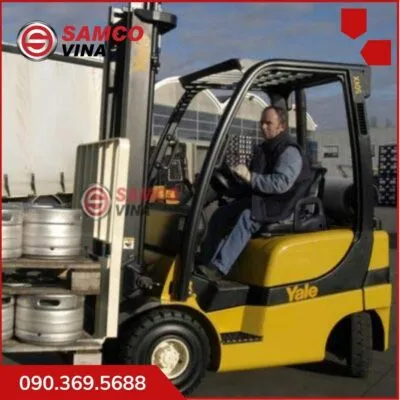 Sản phẩm xe nang dien yale gp040 400x400 — Công Ty Cổ Phần Samco Vina — MST 0313121108