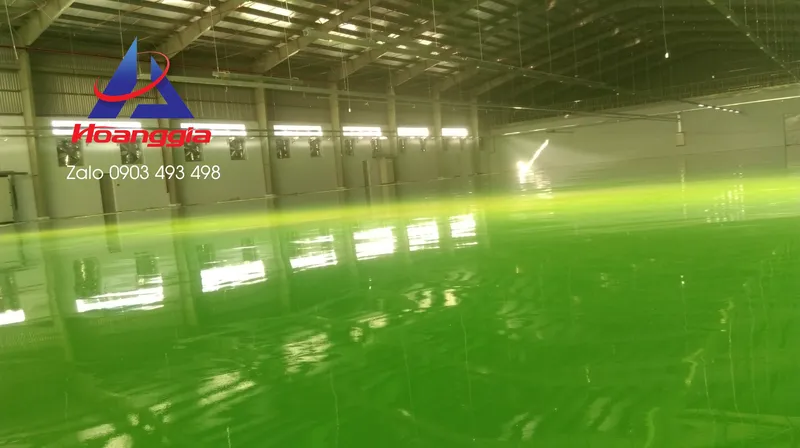 Sản phẩm thi cong son epoxy tu phang nha xuong mau xanh green — Sơn Epoxy Hoàng Gia - Công Ty TNHH Kỹ Thuật Epoxy Hoàng Gia — MST 0313195653