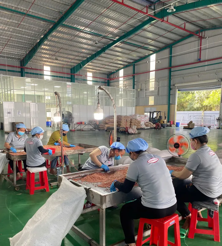 Sản phẩm z7241514646707_edceee38c3bec774f3c63a7827003bd8 e1779677523847 — Công Ty TNHH Thương Mại Và Sản Xuất Trường Tân — MST 0313197837