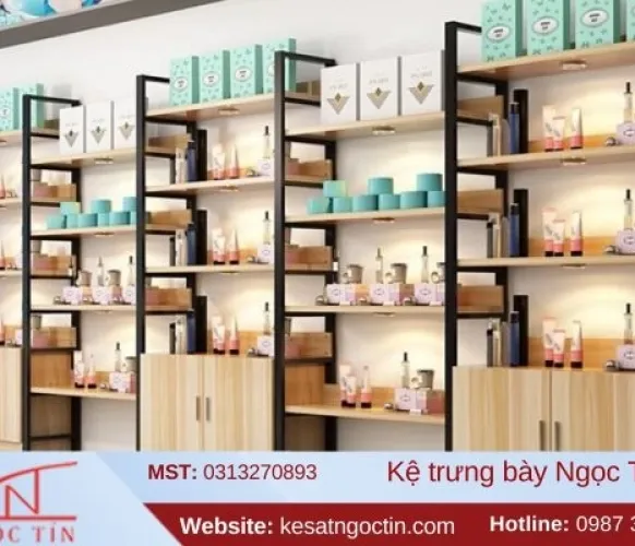 Sản phẩm ke trung bay my pham gia re ua chuong 2023 7585 — Công Ty TNHH Sản Xuất Xây Dựng Thương Mai Ngọc Tín — MST 0313270893