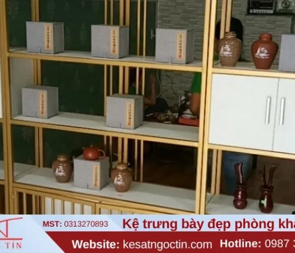 Sản phẩm ke trung bay phong khach 6493 — Công Ty TNHH Sản Xuất Xây Dựng Thương Mai Ngọc Tín — MST 0313270893