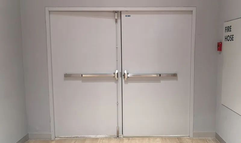 Sản phẩm cua thep chong chay 6 e1718091724517 1024x610 — Công Ty TNHH Kỹ Thuật Nam Hòa Phát — MST 0313334522